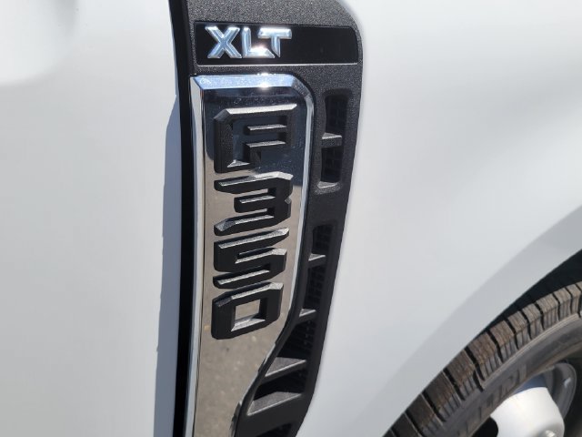 New 2024 Ford F350 XLT w/ XLT Value Package RWD image 5