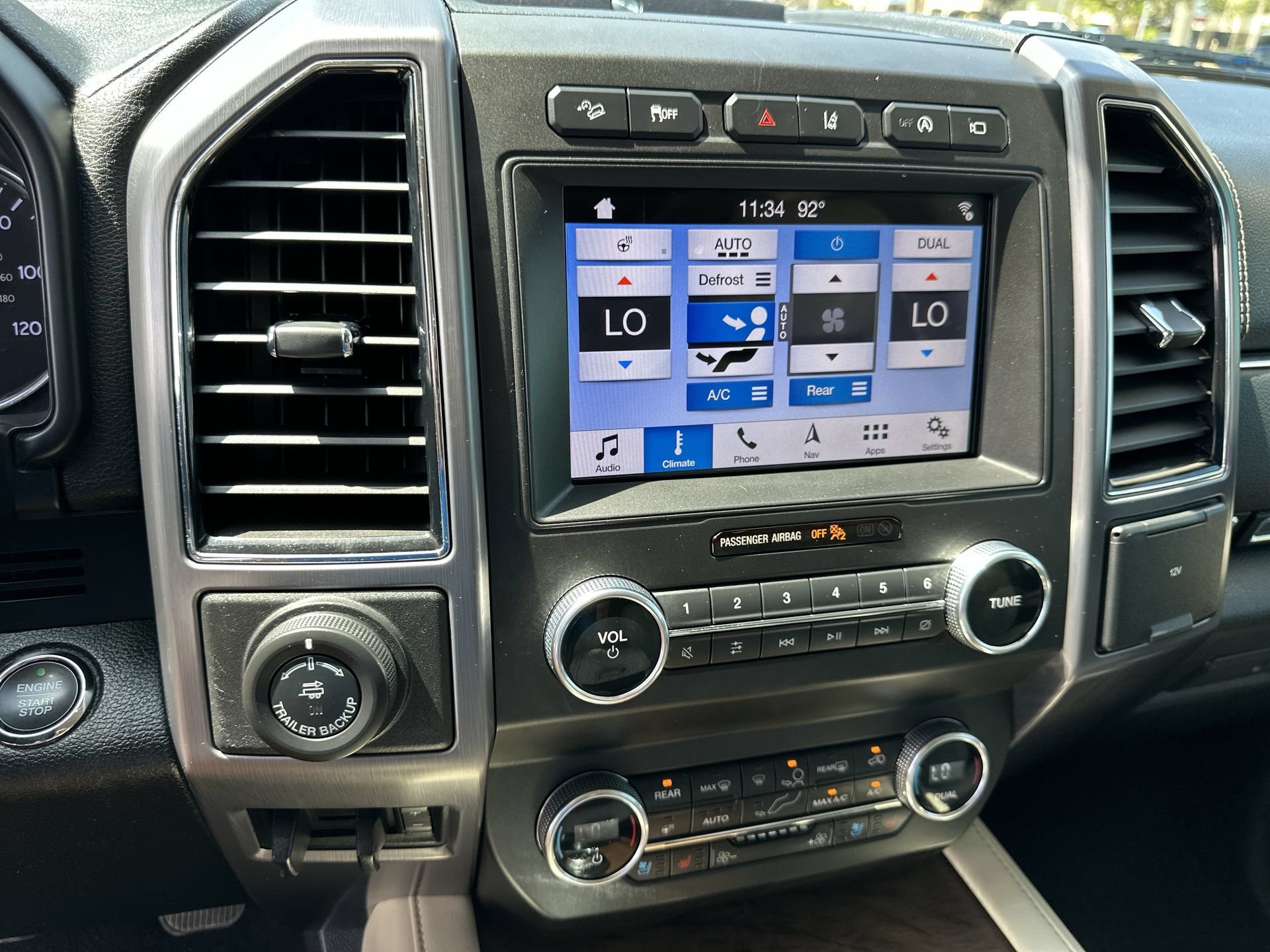 Used 2019 Ford Expedition Max Platinum AWD/4WD image 25