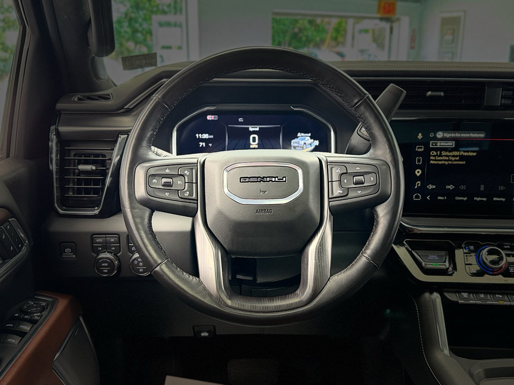 Used 2024 GMC Sierra 2500 Denali Ultimate AWD/4WD image 18