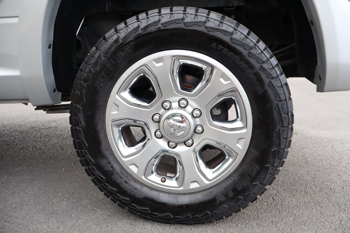 Used 2018 RAM 3500 Laramie w/ Sport Appearance Group AWD/4WD image 41