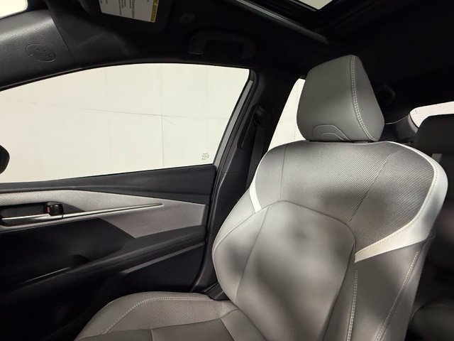 Used 2026 Toyota Camry SE w/ Multimedia Upgrade Package FWD image 16