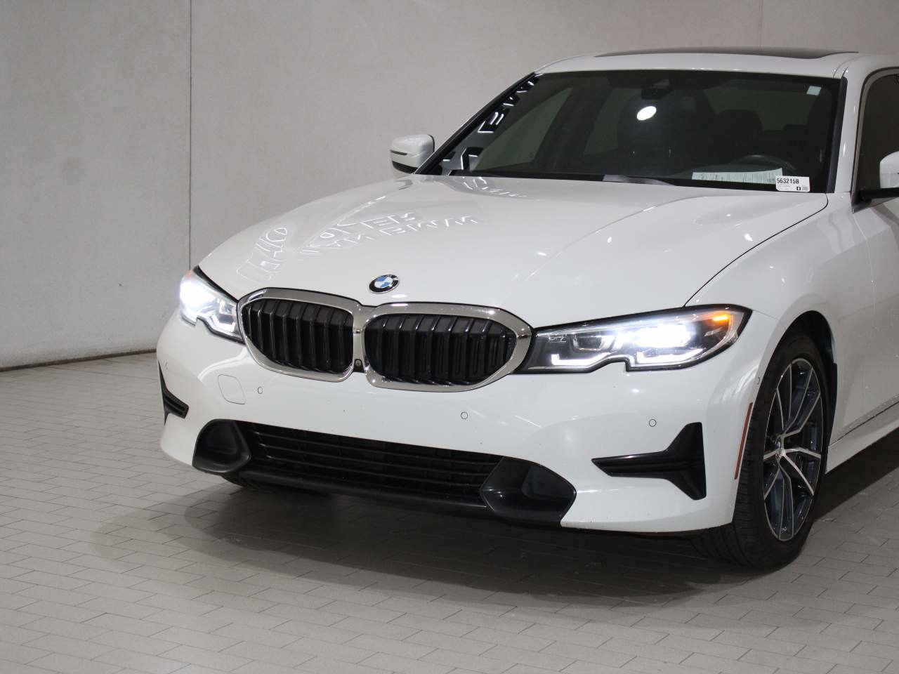 Used 2019 BMW 330i Sedan w/ Convenience Package image 2