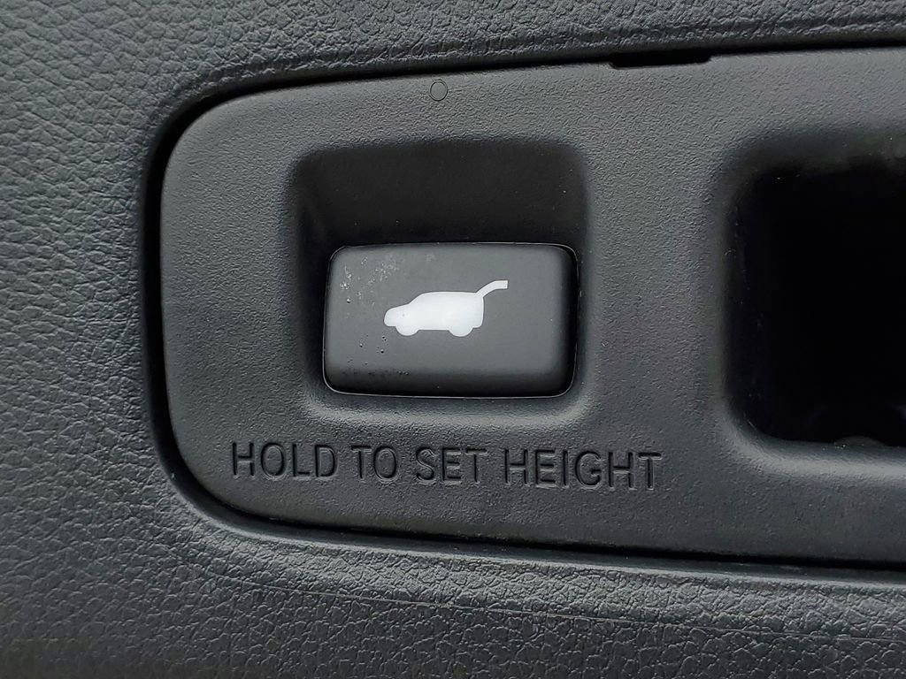 Used 2024 Honda CR-V Sport Touring image 11