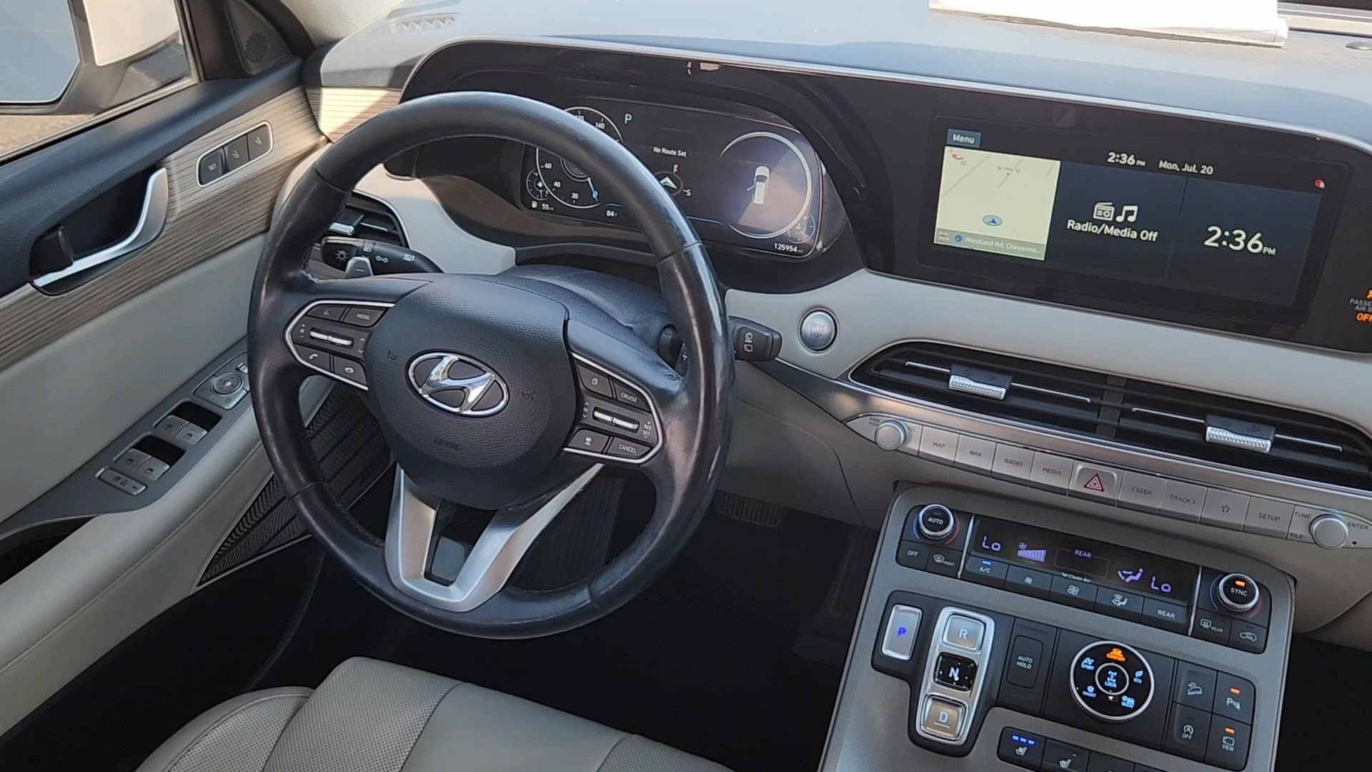Used 2021 Hyundai Palisade Limited AWD/4WD image 5