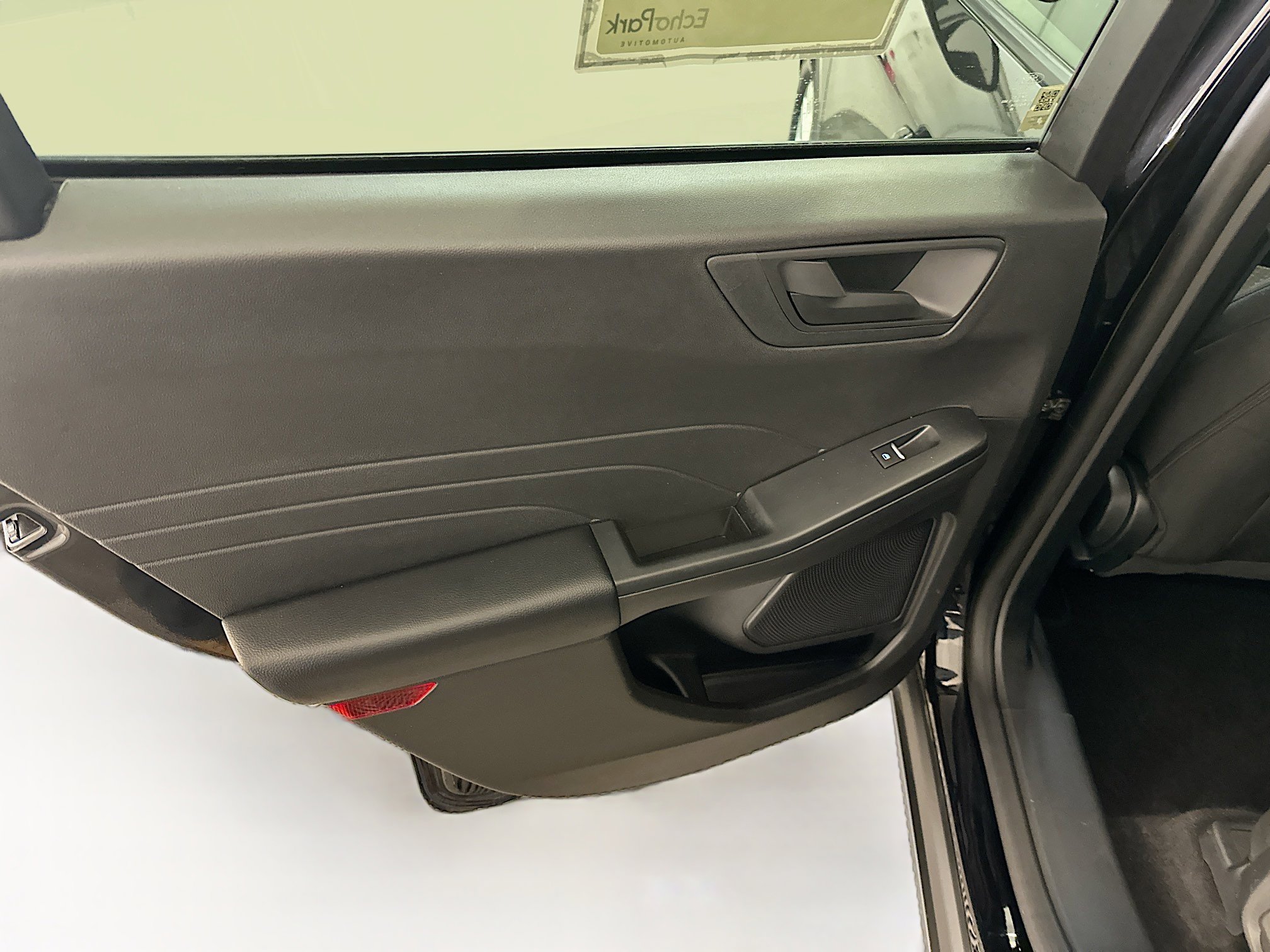 Used 2025 Ford Escape Active image 26