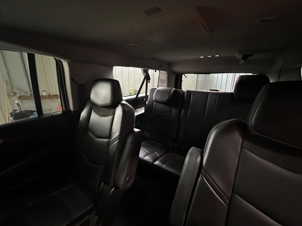 Used 2015 Cadillac Escalade ESV Premium AWD/4WD image 7