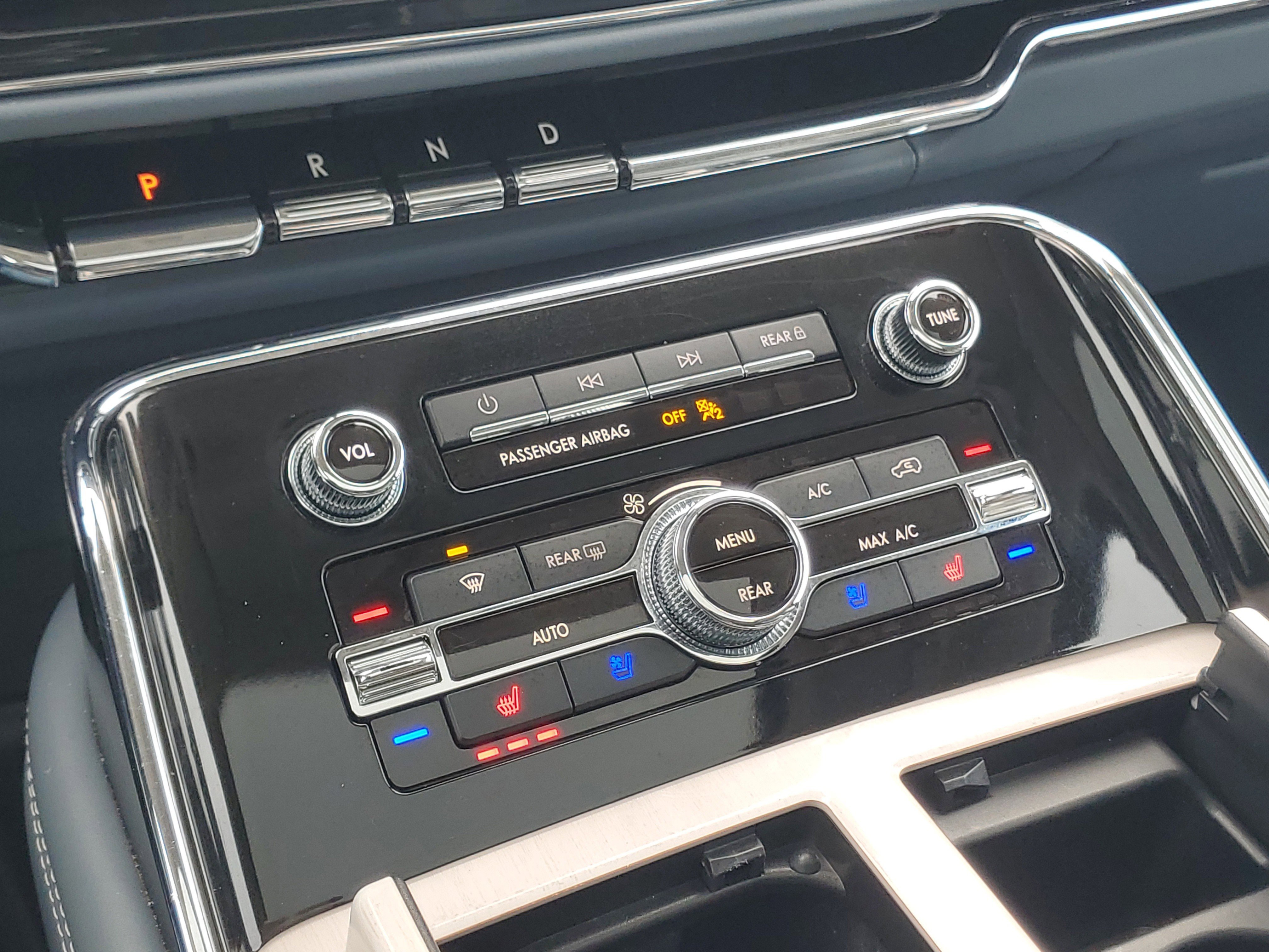 Certified 2022 Lincoln Navigator Black Label image 18