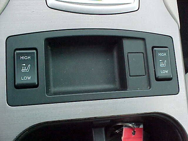 Used 2010 Subaru Legacy 2.5i Premium AWD/4WD image 24