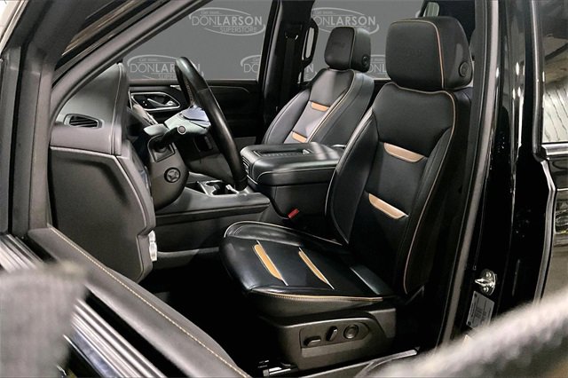 Used 2023 GMC Yukon XL AT4 image 13