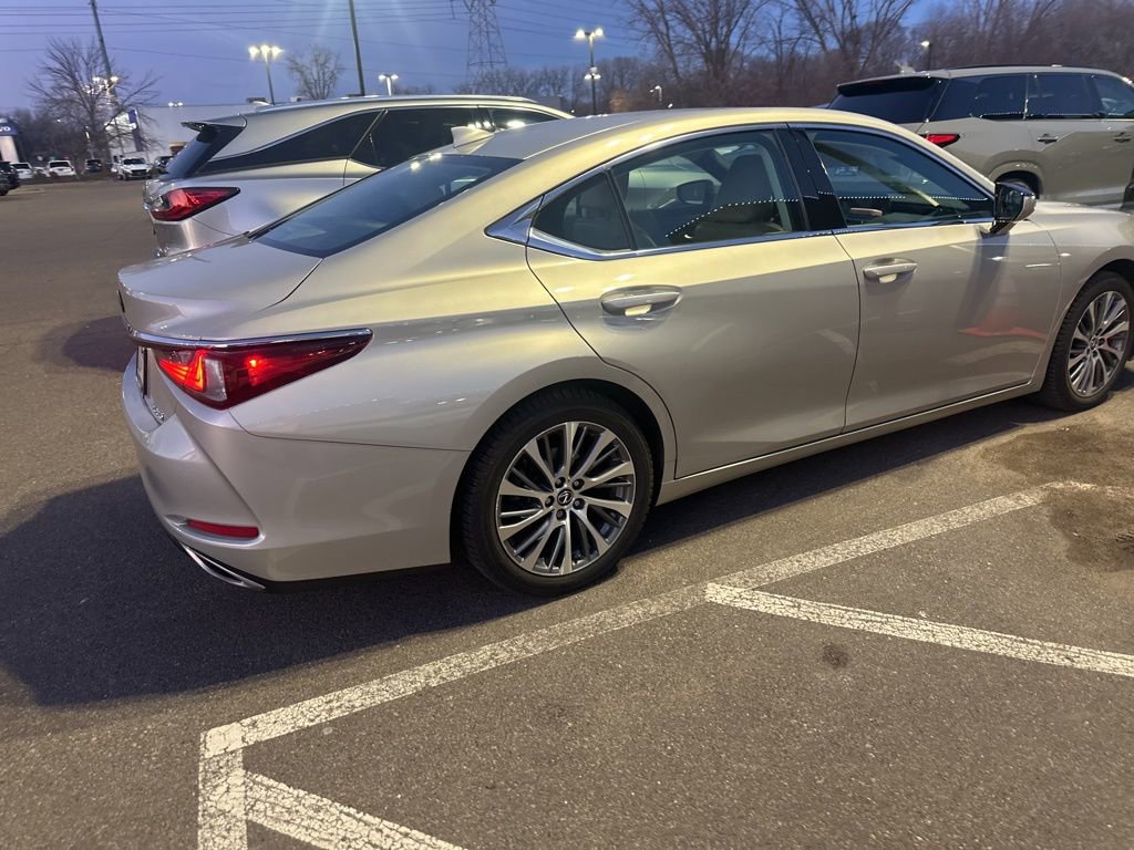Used 2019 Lexus ES 350 image 21