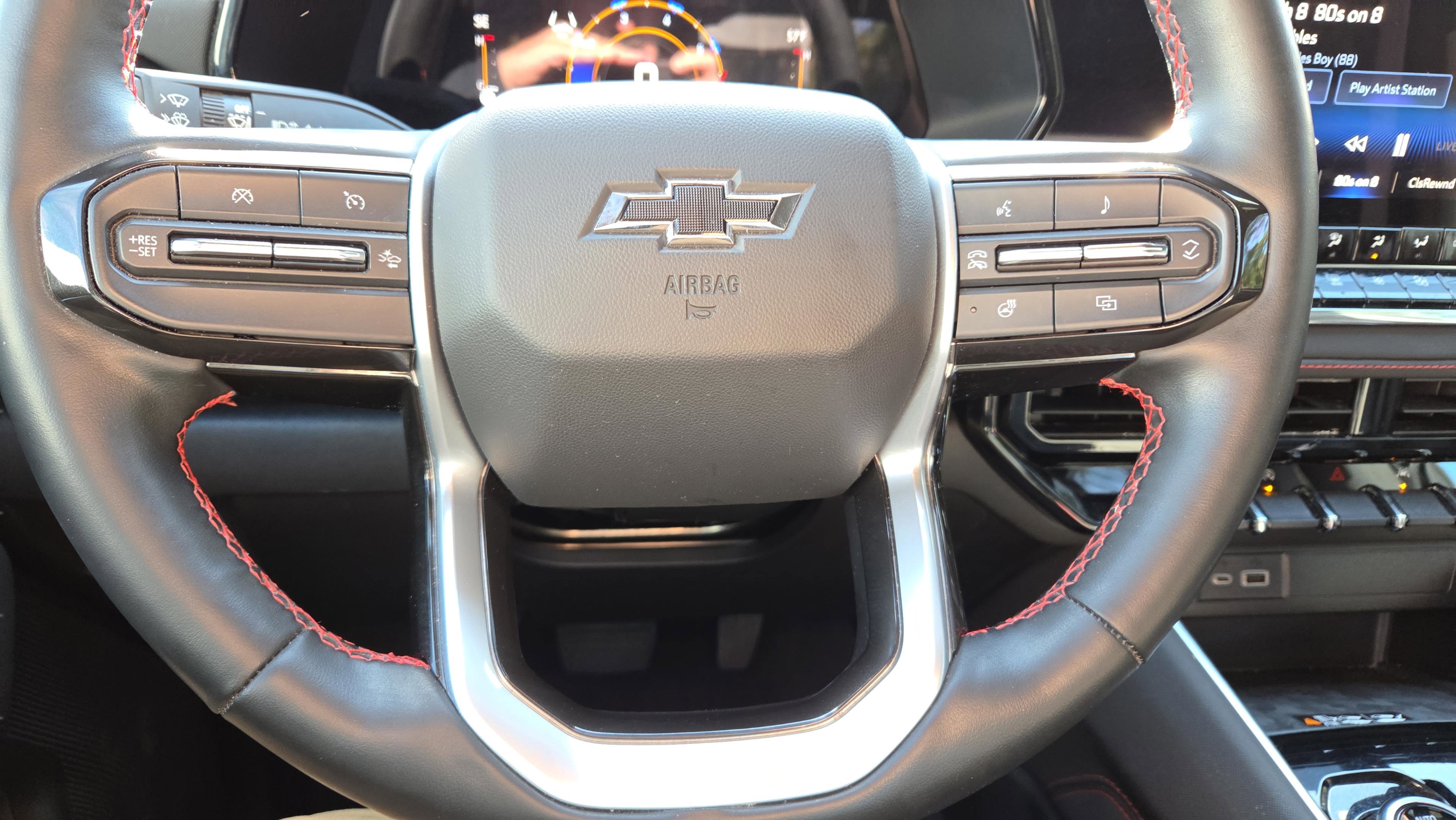 Used 2023 Chevrolet Colorado Z71 w/ Z71 Convenience Package 2 image 24