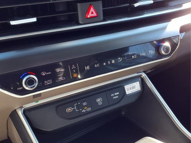 New 2026 Kia Carnival LX image 5