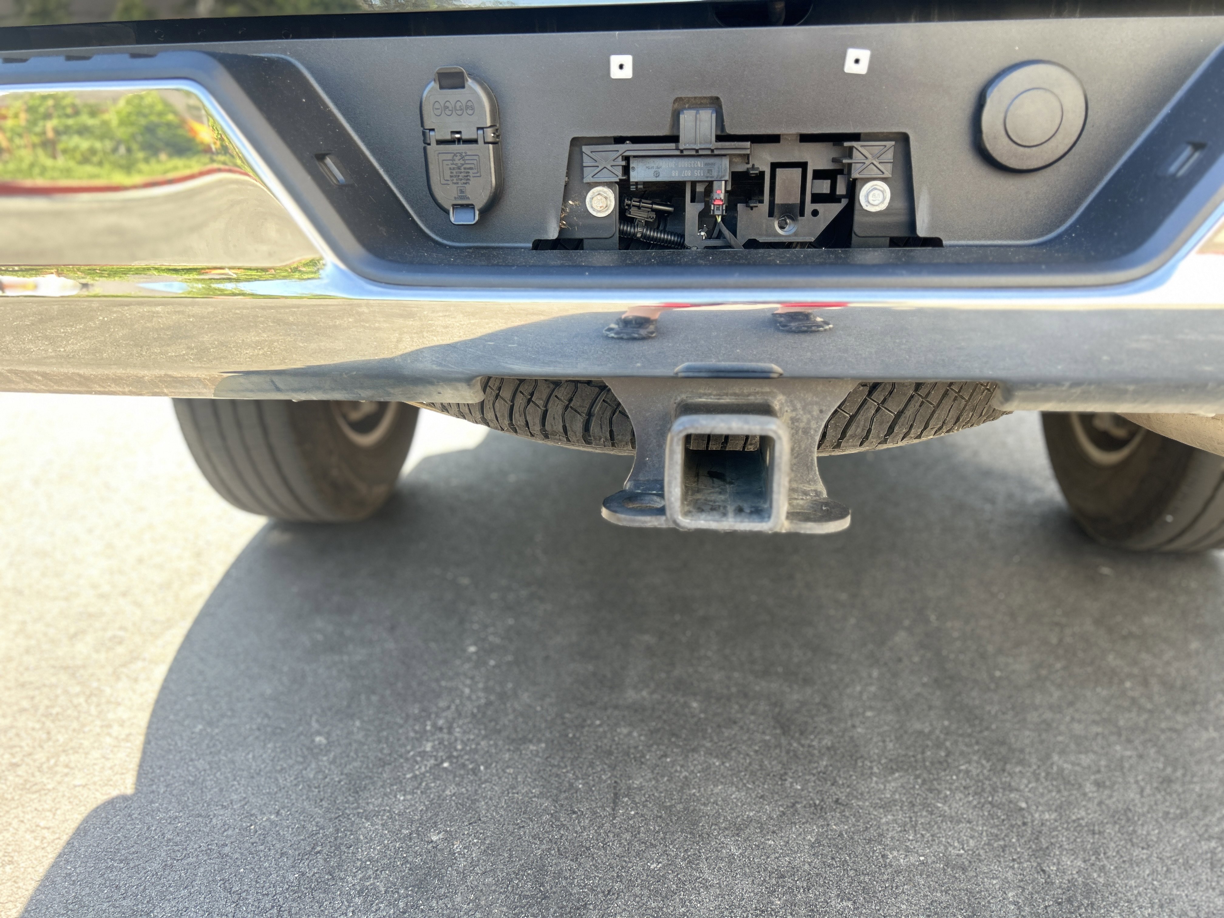 Used 2023 GMC Sierra 2500 SLE w/ SLE Value Package; AWD/4WD image 12