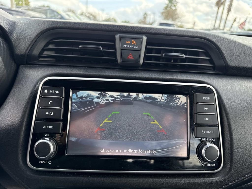 Used 2022 Nissan Versa S image 23