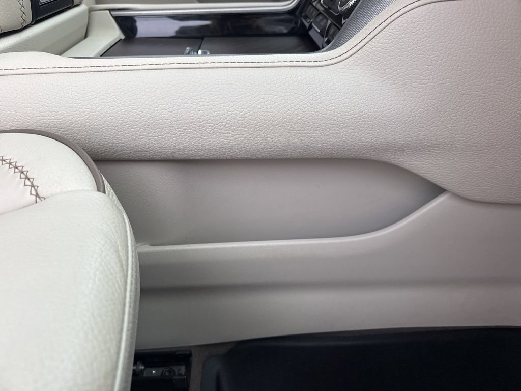 Used 2022 GMC Yukon XL Denali w/ Denali Premium Package image 58