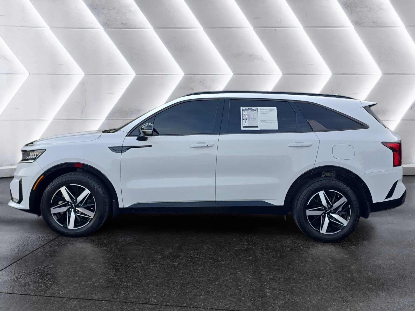 Used 2022 Kia Sorento S image 2