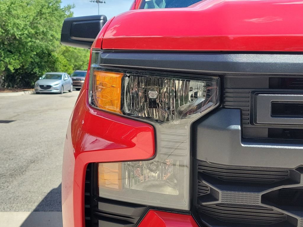 Used 2022 Chevrolet Silverado 1500 Custom AWD/4WD image 5