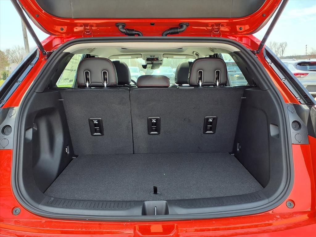 New 2027 Chevrolet Bolt RS w/ Technology Package image 9