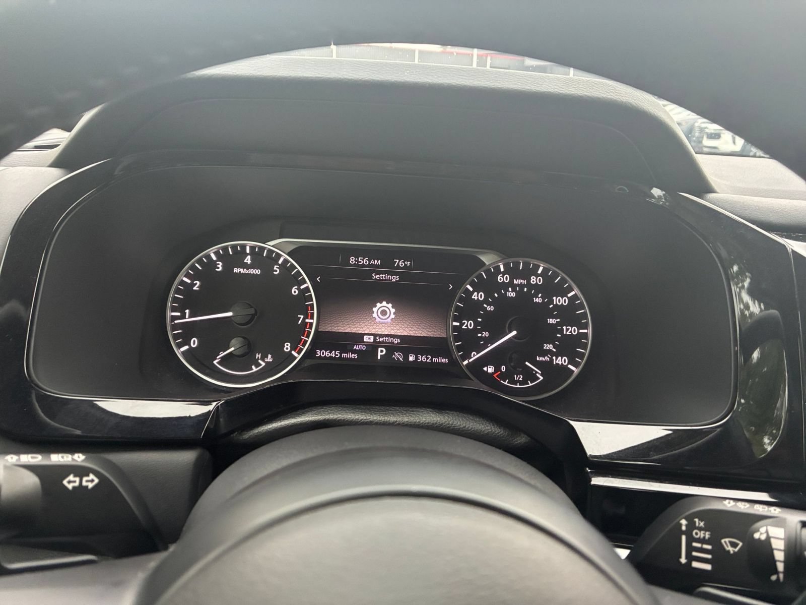 Used 2025 Nissan Pathfinder SV AWD/4WD image 36