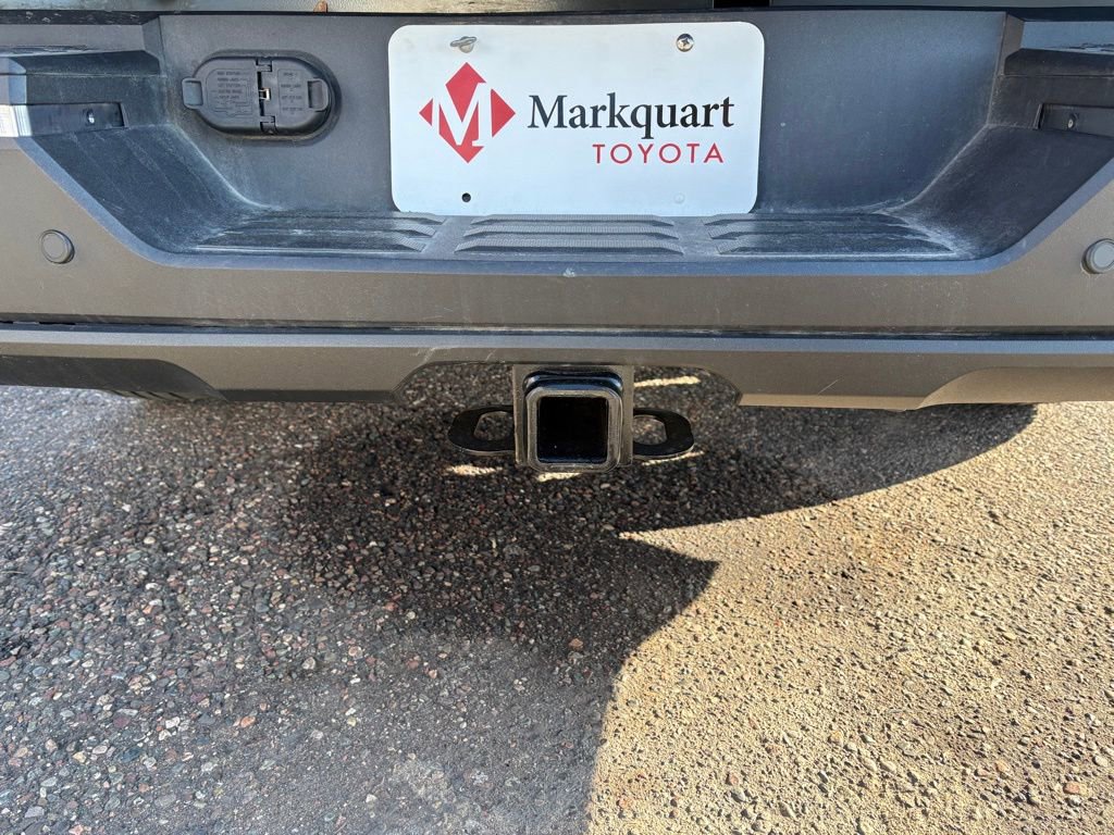 Used 2023 Toyota Tundra Limited AWD/4WD image 6