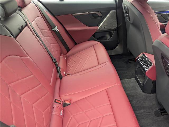 Used 2025 BMW i5 eDrive40i w/ Premium Package image 20