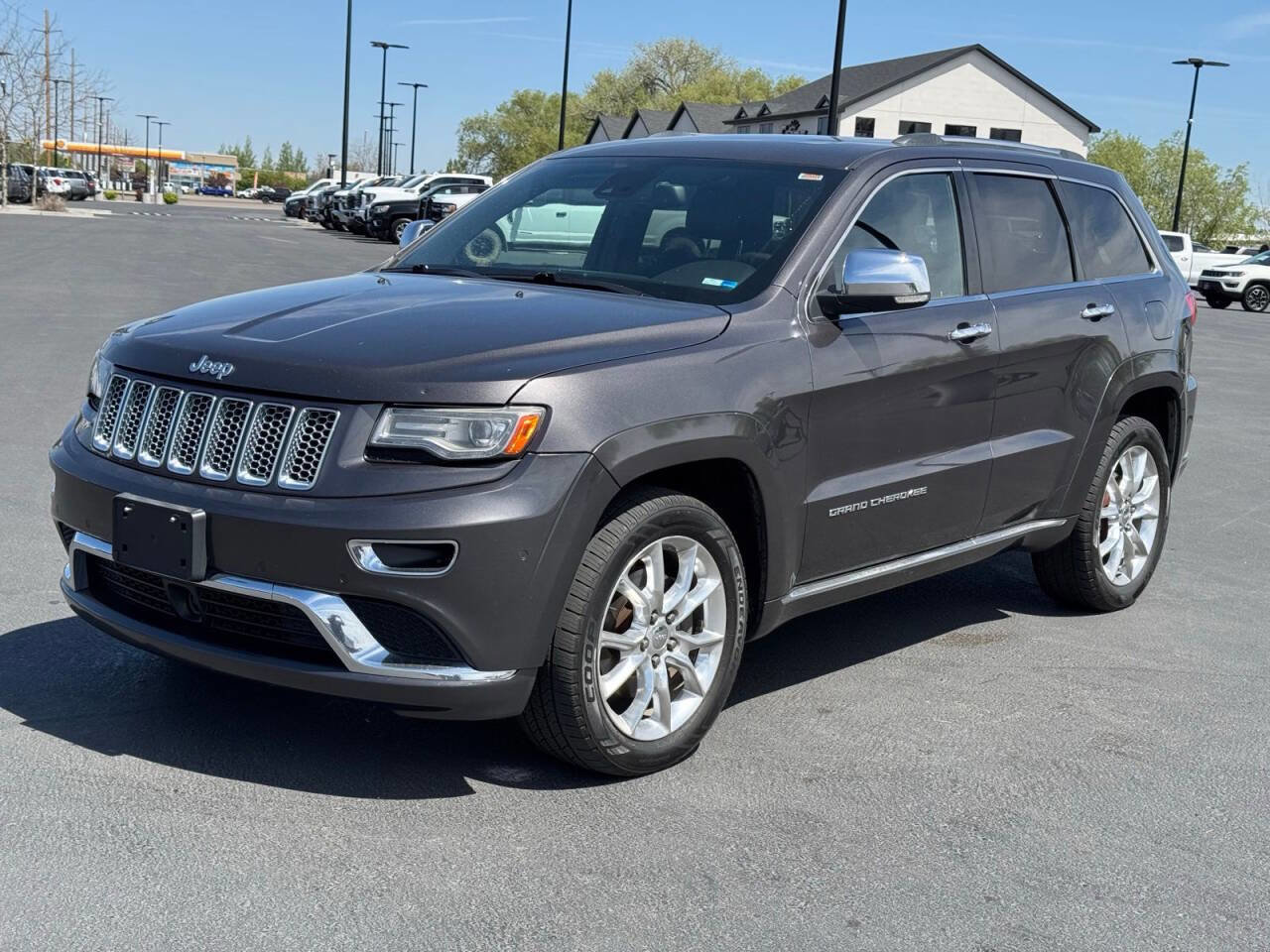 Used 2014 Jeep Grand Cherokee Summit AWD/4WD image 3