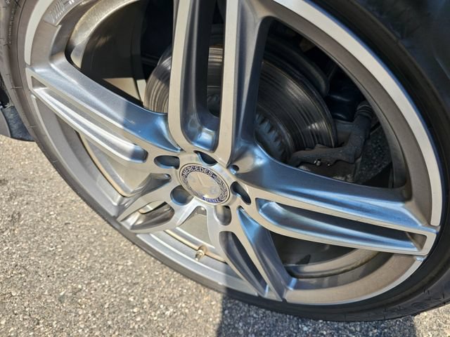 Used 2017 Mercedes-Benz E 300 4MATIC image 6