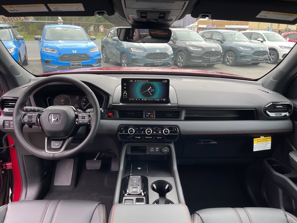 New 2025 Honda Pilot TrailSport image 6