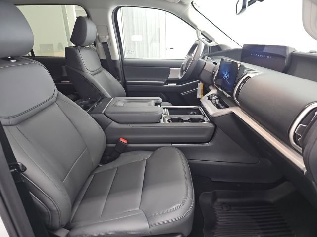 New 2026 Ford Expedition Max Active AWD/4WD image 12