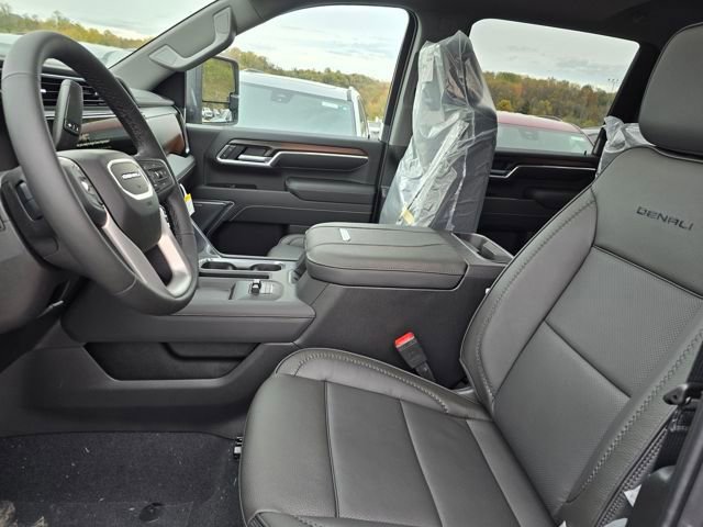 New 2026 GMC Sierra 2500 Denali w/ Denali Reserve Package image 5