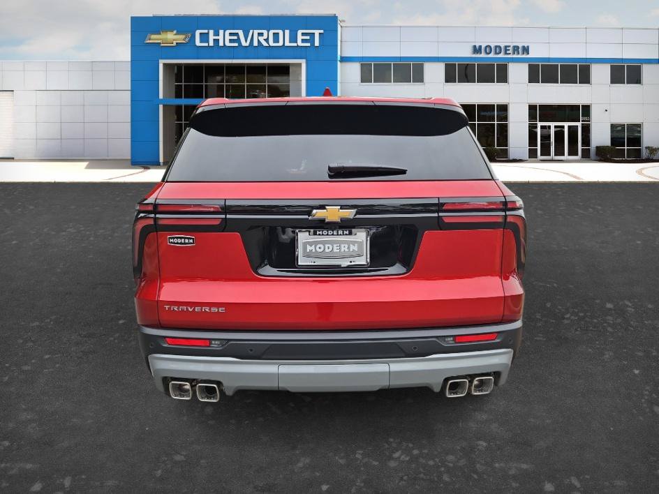 New 2027 Chevrolet Traverse LT FWD image 4
