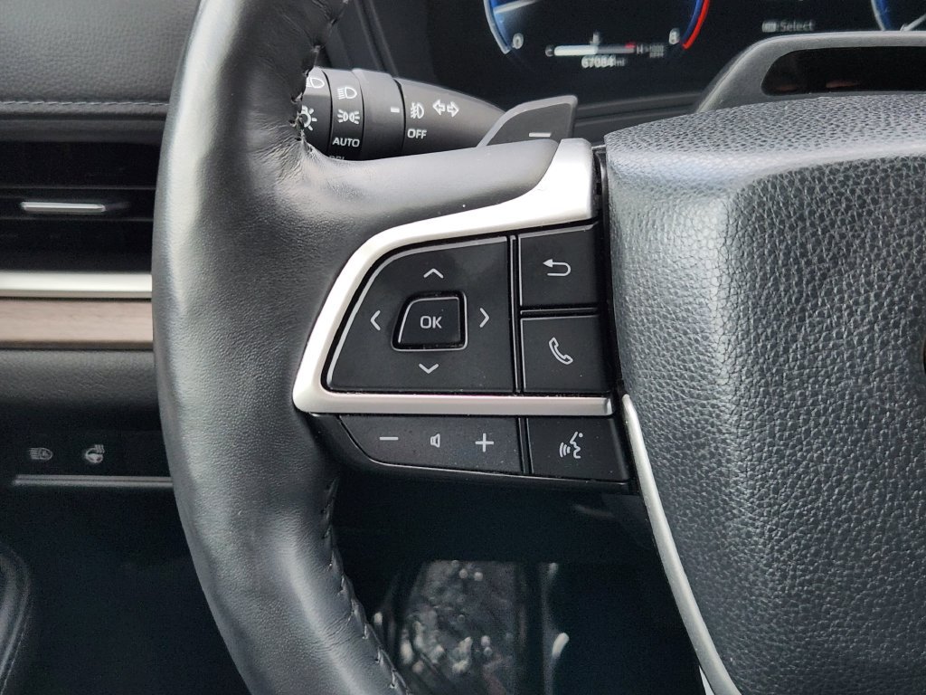 Used 2024 Toyota Grand Highlander AWD image 18