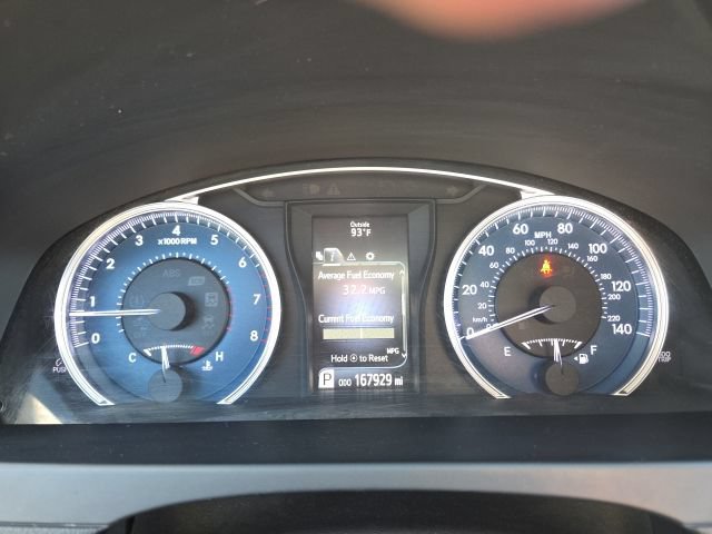 Used 2017 Toyota Camry LE FWD image 34