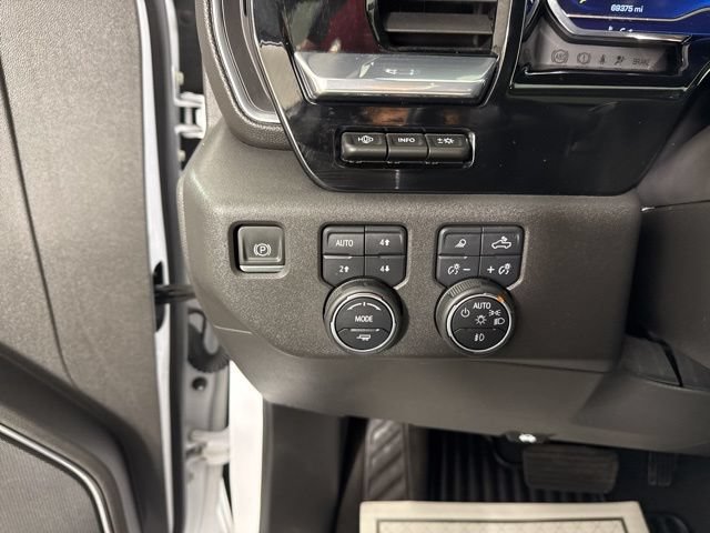 Used 2024 Chevrolet Silverado 1500 LTZ w/ LTZ Premium Package AWD/4WD image 33