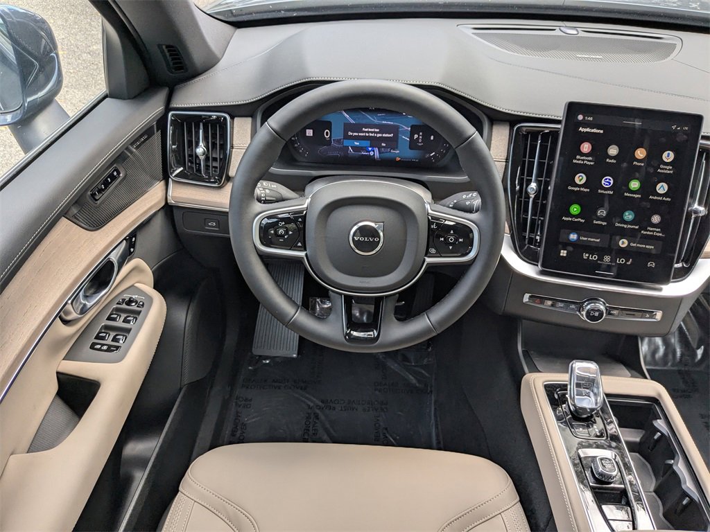 New 2026 Volvo XC90 B6 Plus w/ Protection Package Premier image 17