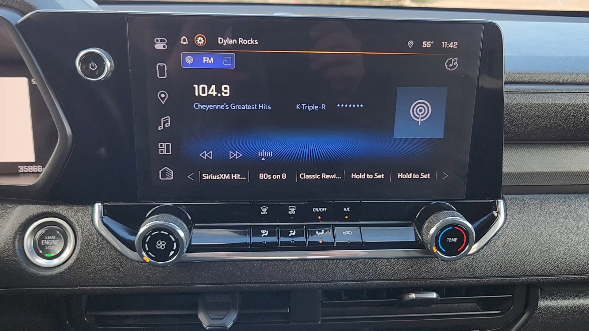 Used 2024 Chevrolet Colorado Trail Boss w/ Technology Package image 14