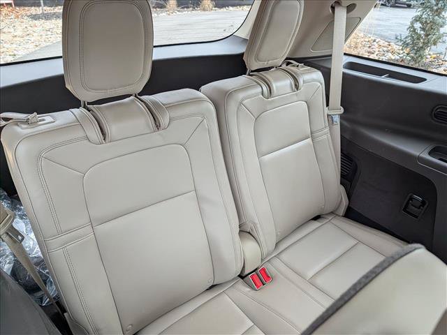 Certified 2023 Lincoln Aviator Reserve w/ Equipment Group 201A AWD/4WD image 22
