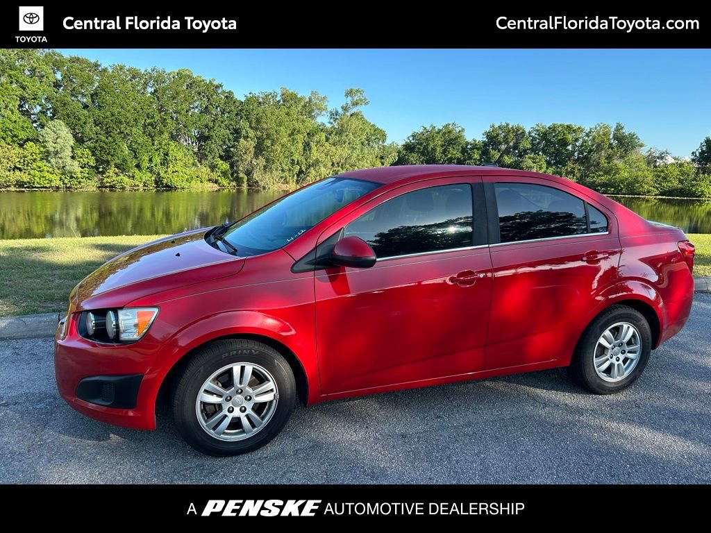 Used 2013 Chevrolet Sonic LT FWD image 1