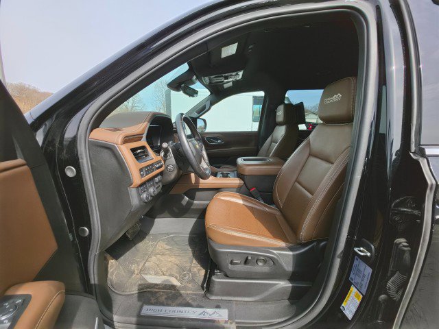 Used 2024 Chevrolet Tahoe High Country w/ Advanced Technology Package image 32