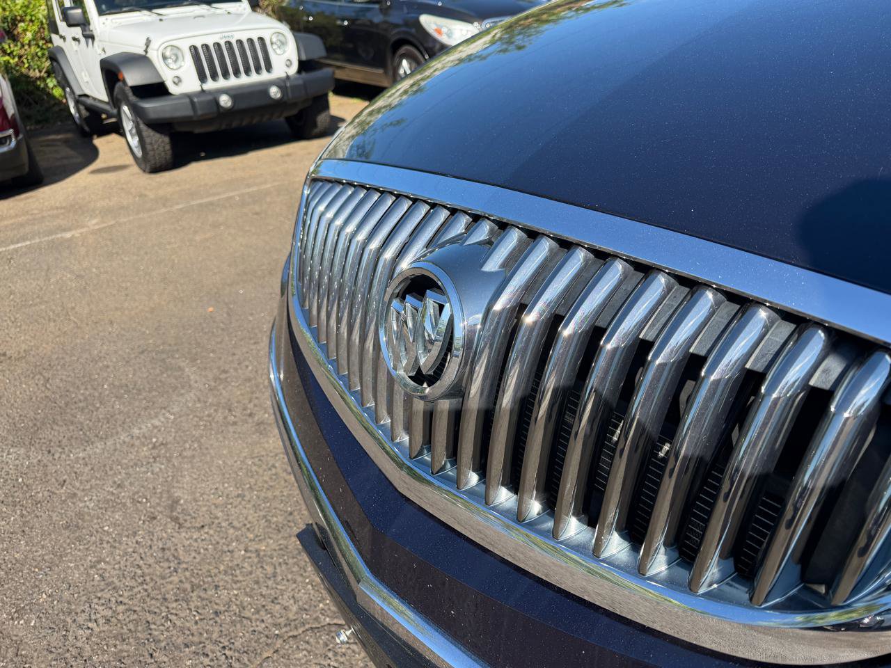 Used 2008 Buick Enclave CXL AWD/4WD image 9