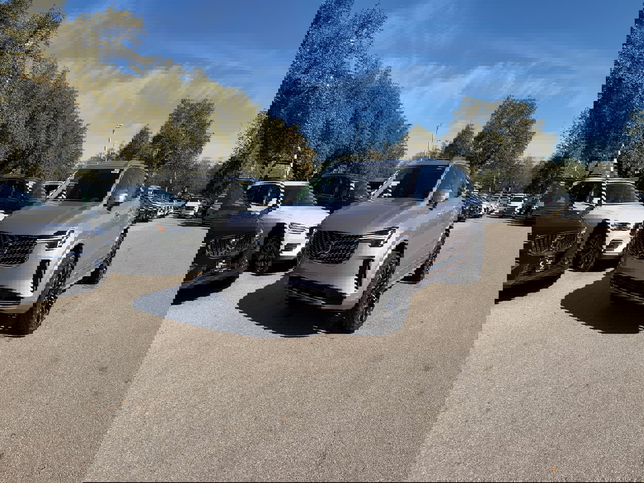 New 2026 Volvo XC90 B5 Ultra w/ Lounge Package image 2