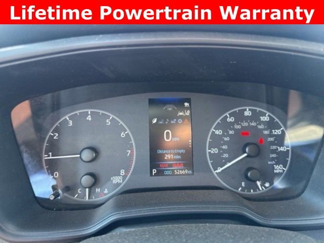 Used 2024 Toyota Corolla LE image 9
