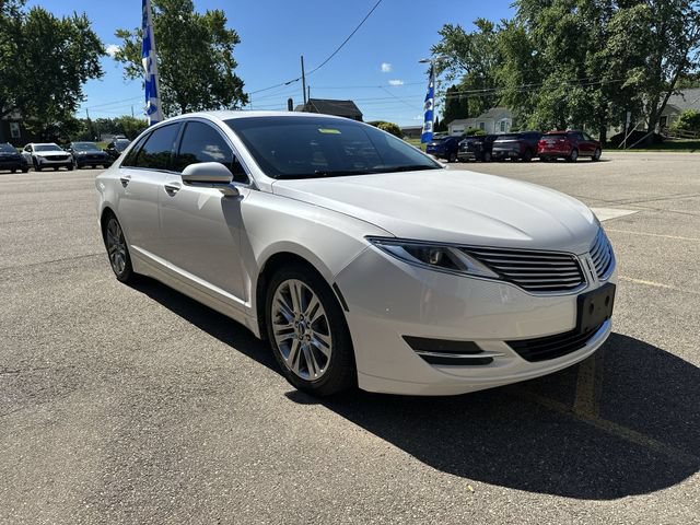 Used 2015 Lincoln MKZ w/ Equipment Group 102A Reserve FWD image 10