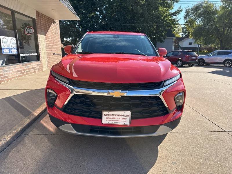 Used 2025 Chevrolet Blazer LT AWD/4WD image 28