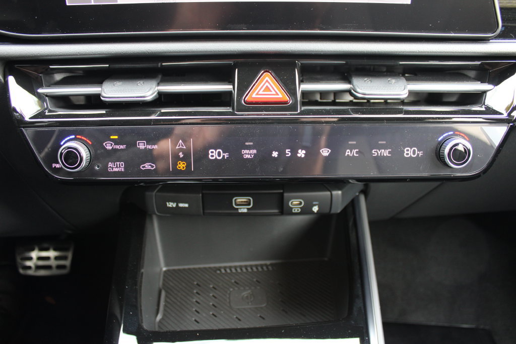 New 2026 Kia Niro EX FWD image 35