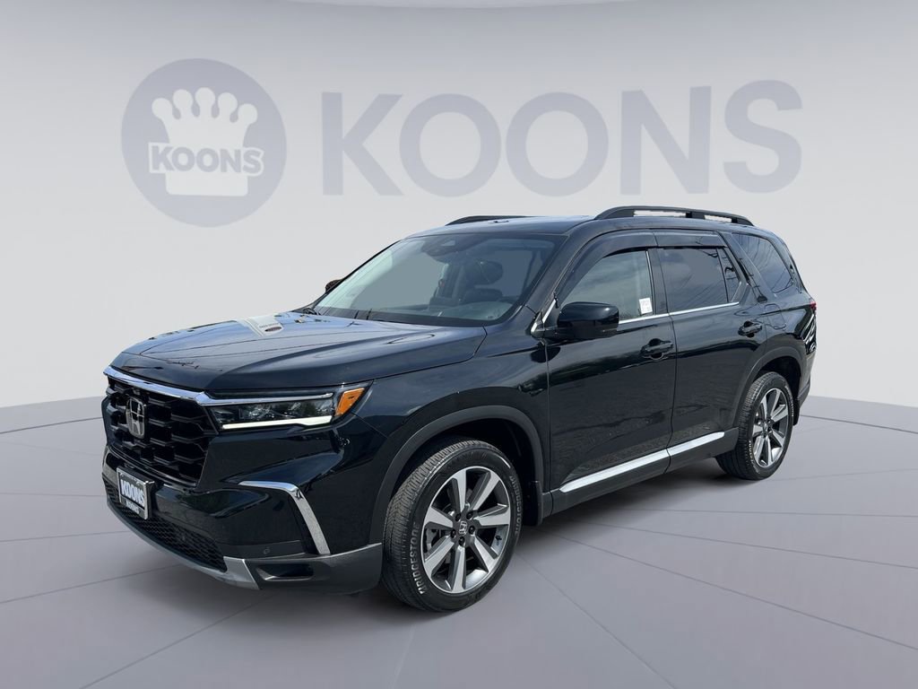 Used 2025 Honda Pilot Elite