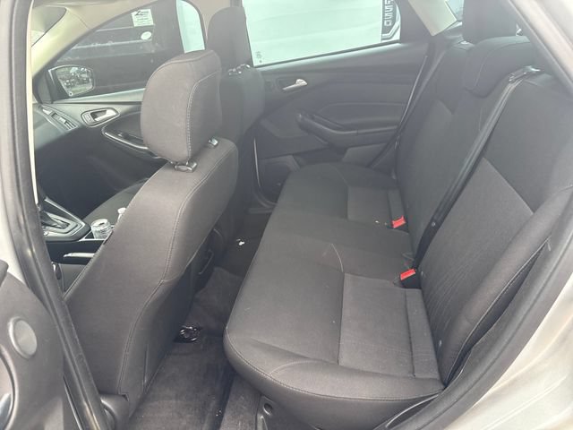 Used 2018 Ford Focus SEL FWD image 9
