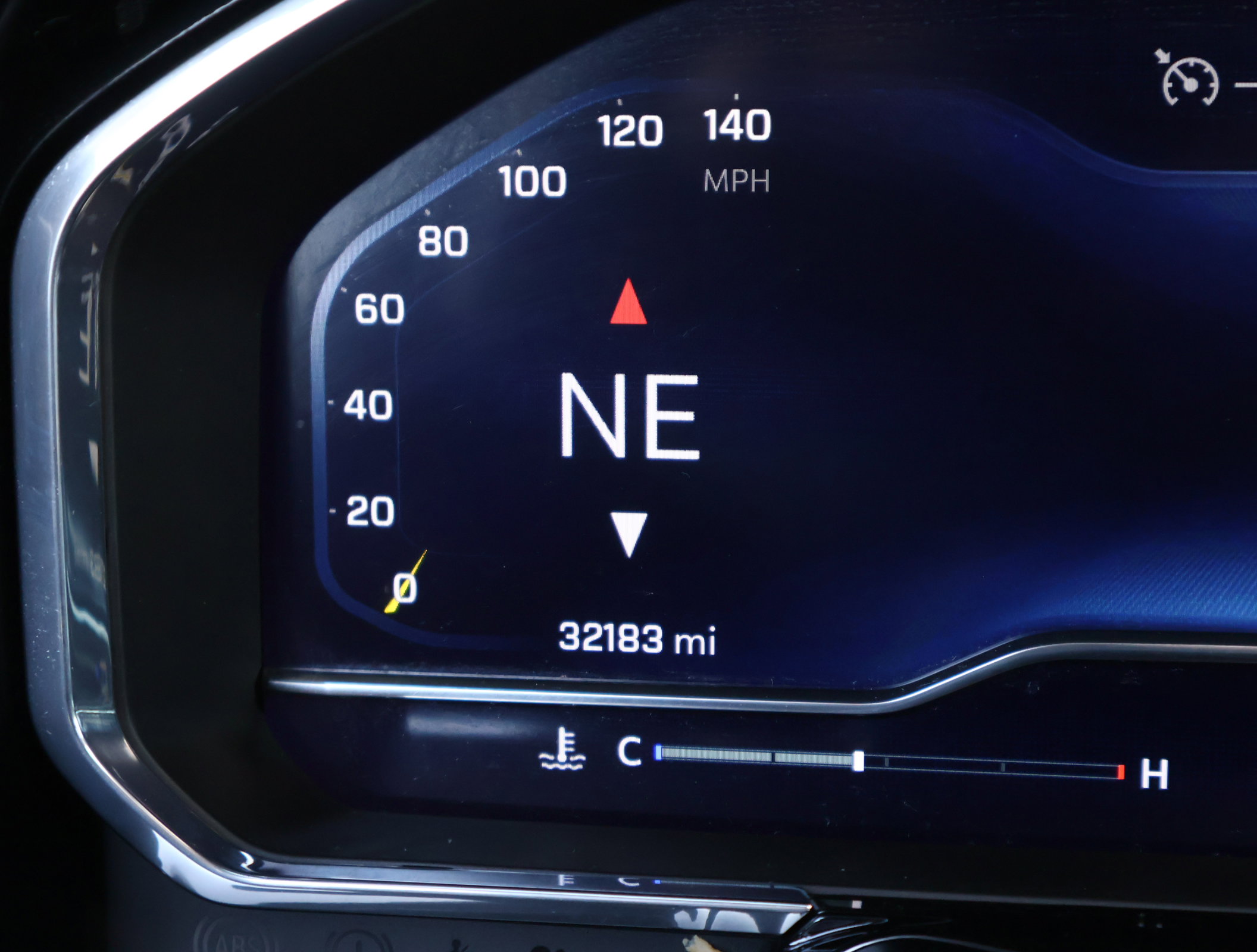 Used 2025 Chevrolet Silverado 1500 LT image 4