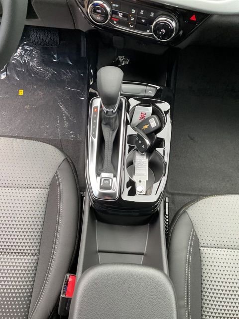 New 2026 Chevrolet Trax LT w/ Driver Confidence Package image 18