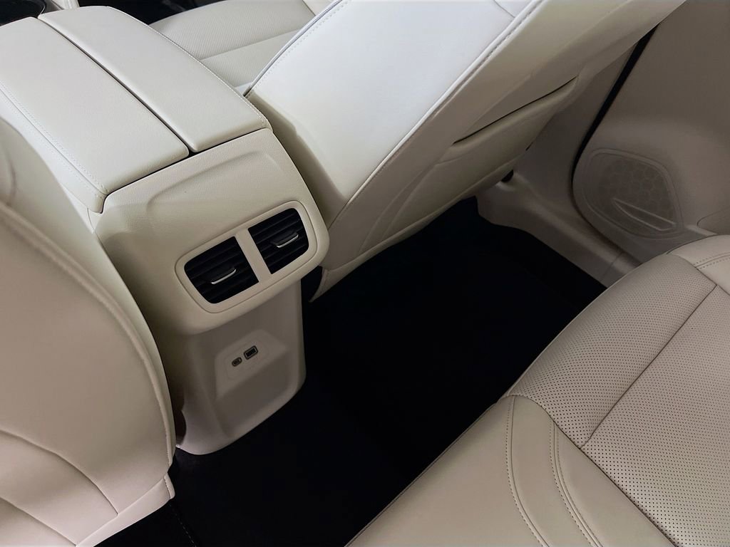 Certified 2023 Buick Envision Essence AWD/4WD image 24